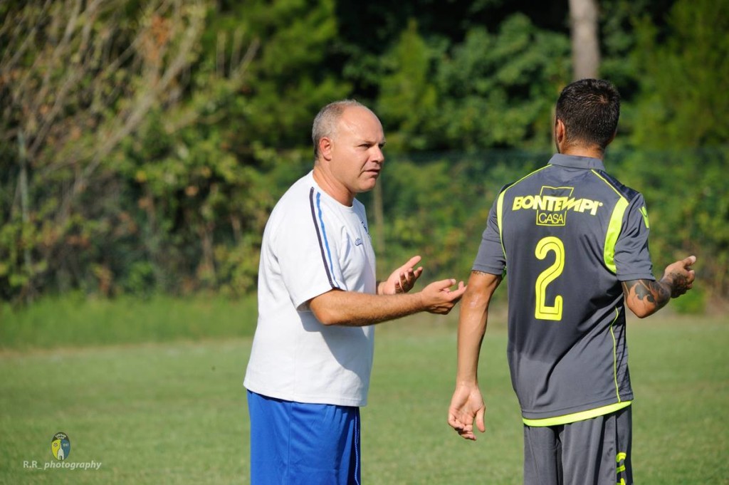 Luca Montenovo, allenatore Camerano (2)