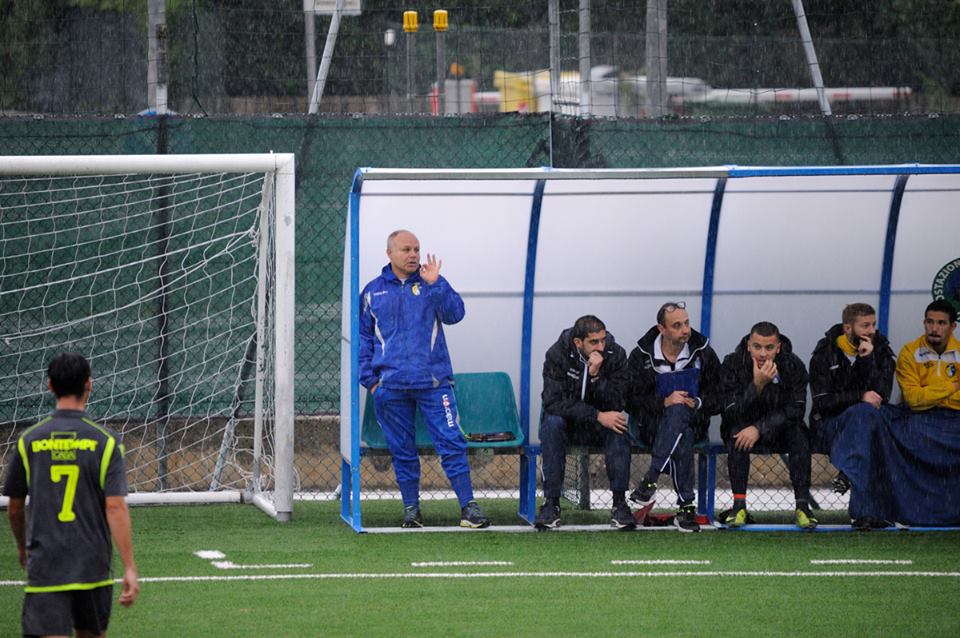 Luca Montenovo, allenatore Camerano (3)