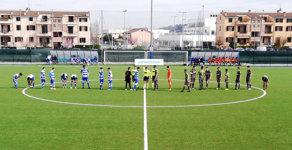 Camerano-Monticelli prima del calcio d'inizio